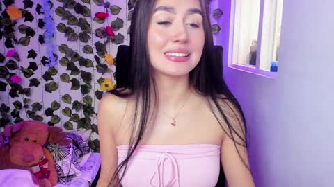 Snapshot of celestinepurple chatting on December 2024 05:25:01 PM Celestineeeeee online show from December 2024 05:25:01 PM