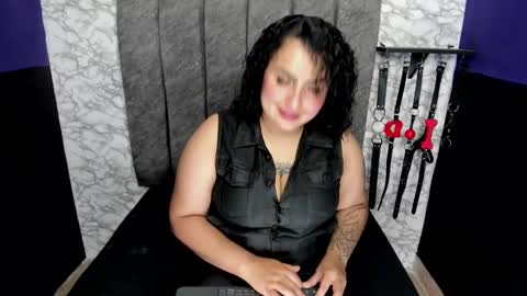       online show from February 2025 03:41:01 AM