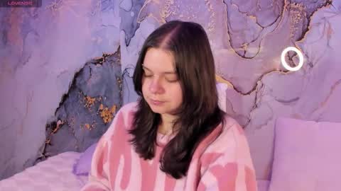 Hello guys my name is Sofi and Lizzie and  Vanessa online show from February 2026 04:31:01 AM