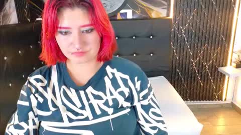 Cerecita  online show from February 2026 03:04:02 AM