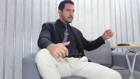 Cesar online show from December 2025 03:50:02 PM