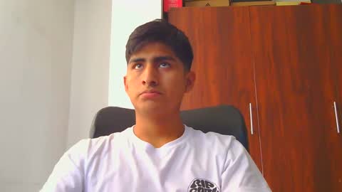 Cesar online show from December 2024 08:15:01 PM