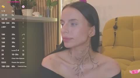 Livia online show from July 2026 10:16:01 PM