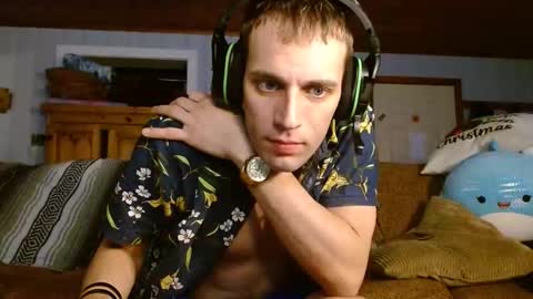 cguffey2284 online show from December 2024 10:03:02 PM