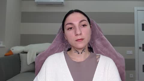 Kate online show from February 2025 07:12:02 AM