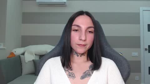 Kate online show from February 2025 06:53:01 PM