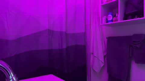 Snapshot of chadtitan chatting on November 2025 05:22:01 PM ChadTitan online show from November 2025 05:22:01 PM