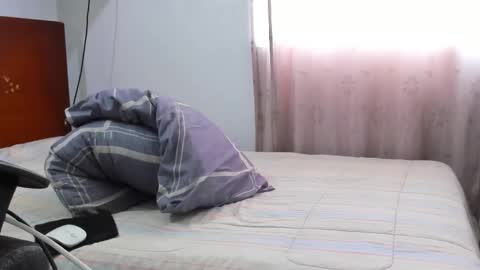 Snapshot of chandler_kenji chatting on November 2025 12:27:02 PM Kenji online show from November 2025 12:27:02 PM