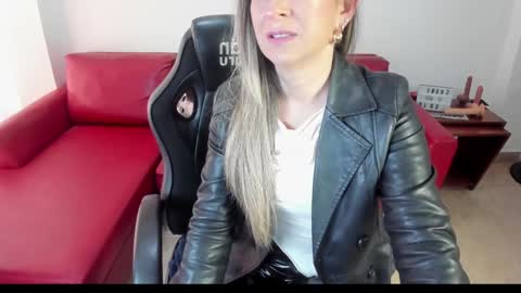          online show from January 2025 03:46:01 PM