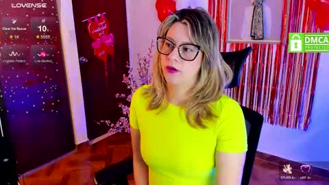 Snapshot of chanell_taylor_ chatting on February 2025 05:39:02 PM chanell online show from February 2025 05:39:02 PM