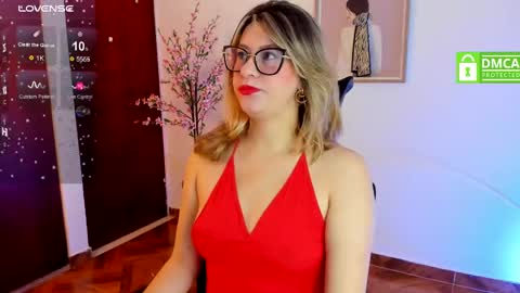 Snapshot of chanell_taylor_ chatting on March 2025 12:01:02 PM chanell online show from March 2025 12:01:02 PM