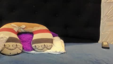 chanellejohnson_ online show from November 2025 06:18:02 PM