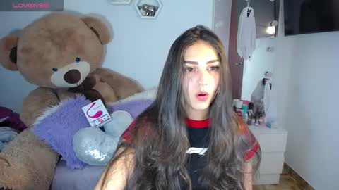 Isabella online show from October 2025 06:14:02 AM