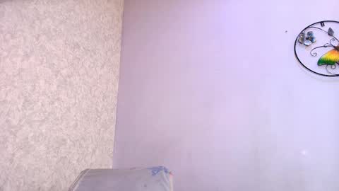 Raquel  online show from January 2026 12:00:01 PM