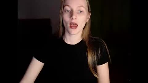 Snapshot of chanti_lovee chatting on February 2025 09:48:01 PM We Vibe Device that vibrates at the sound of Tips and makes me wet. vibe lush edging daddy lovense online show from February 2025 09:48:01 PM