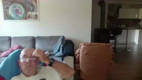 charles6064 online show from June 2026 02:08:01 PM