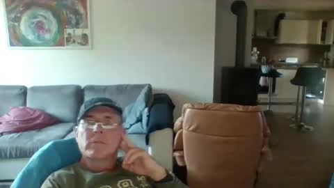 charles6064 online show from June 2026 04:01:01 PM