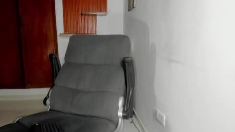 Snapshot of charley_morgan chatting on February 2025 09:57:01 PM charley_morgan online show from February 2025 09:57:01 PM