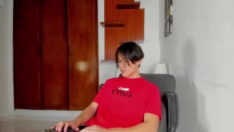 Snapshot of charley_morgan chatting on March 2025 06:32:01 PM charley_morgan online show from March 2025 06:32:01 PM