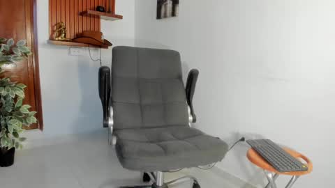 Snapshot of charley_morgan chatting on March 2025 06:58:02 PM charley_morgan online show from March 2025 06:58:02 PM