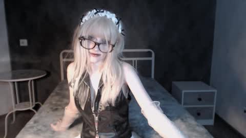 Charlie online show from November 2025 07:27:01 PM