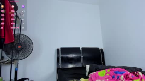 Snapshot of charlietaylorr__ chatting on May 2026 12:18:01 AM Charlie online show from May 2026 12:18:01 AM
