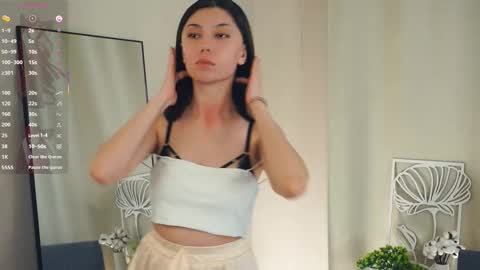 Yumi online show from March 2026 09:21:01 PM