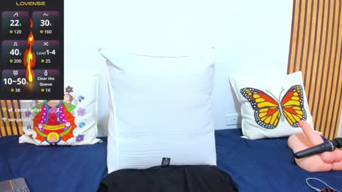 Charlize online show from November 2025 02:10:01 AM