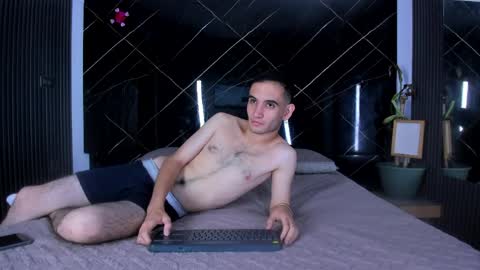 Snapshot of charlizee_23 chatting on May 2026 12:04:02 PM Charlize online show from May 2026 12:04:02 PM