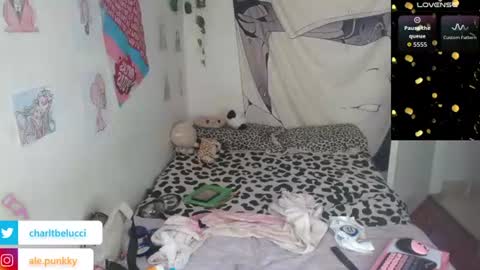 Snapshot of charlotbelucci_ chatting on June 2026 06:34:01 PM Ale punky online show from June 2026 06:34:01 PM