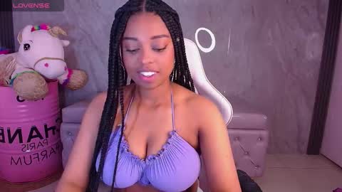 Charlote  online show from October 2025 12:49:02 PM