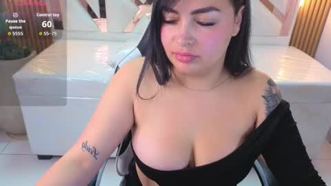 charlott online show from June 2026 08:03:01 PM
