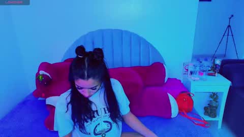 Snapshot of charlotte_0309 chatting on October 2025 07:07:02 AM charlotte online show from October 2025 07:07:02 AM