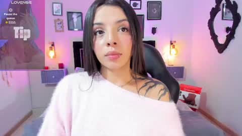Snapshot of charlotte__benett chatting on July 2026 04:18:01 AM Charlotte online show from July 2026 04:18:01 AM