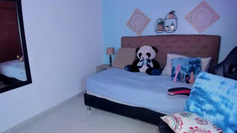 Charlotte  online show from March 2026 03:16:01 PM