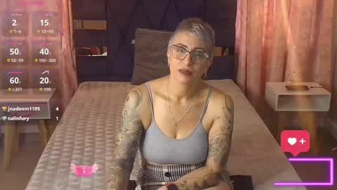 CHARLOTTE GRAY online show from November 2025 09:39:01 PM