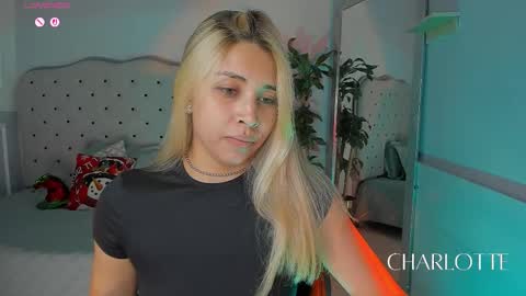 charlotte  grey online show from December 2025 08:38:02 PM