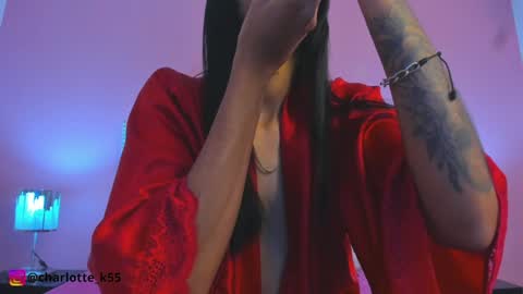 Snapshot of charlotte_kisss chatting on December 2024 11:10:02 PM Charlotte online show from December 2024 11:10:02 PM