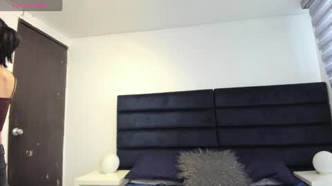 Snapshot of charlotte_knox chatting on October 2025 11:51:02 AM Charlotte online show from October 2025 11:51:02 AM