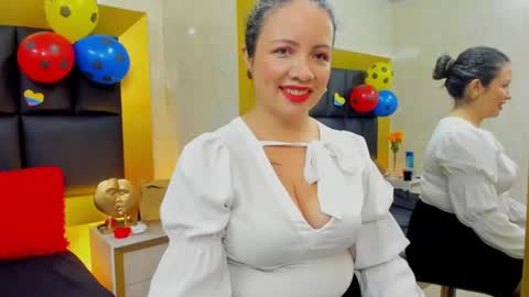Snapshot of charlotte_monnroe chatting on June 2026 01:15:02 PM charlotte_monnroe online show from June 2026 01:15:02 PM