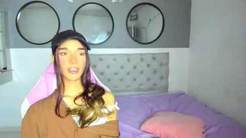 Snapshot of charlotte_skiinny chatting on November 2025 03:30:01 AM charlotte skiinny online show from November 2025 03:30:01 AM