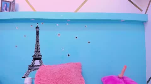 Charlotte  online show from February 2025 06:47:02 PM