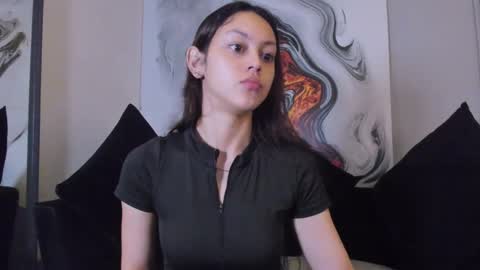 charlottegray_1 online show from November 2025 12:27:02 PM