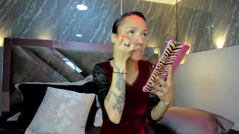 Snapshot of charlottekraviz chatting on February 2026 06:37:02 PM Charlotte online show from February 2026 06:37:02 PM