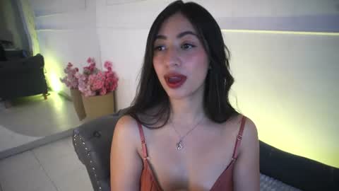 Lauren Rus online show from July 2026 12:33:01 PM