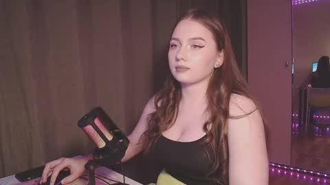 Kira online show from January 2025 06:23:01 PM