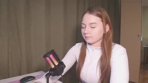 Kira online show from January 2025 12:51:02 AM