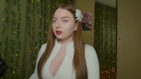 Kira online show from March 2025 05:25:01 PM