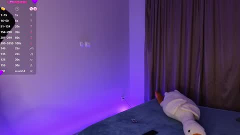 Snapshot of charming__kitty chatting on December 2024 07:27:02 PM Kira online show from December 2024 07:27:02 PM