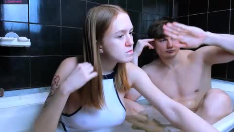 Snapshot of charming_berry_ chatting on February 2025 08:34:02 PM Lisa online show from February 2025 08:34:02 PM